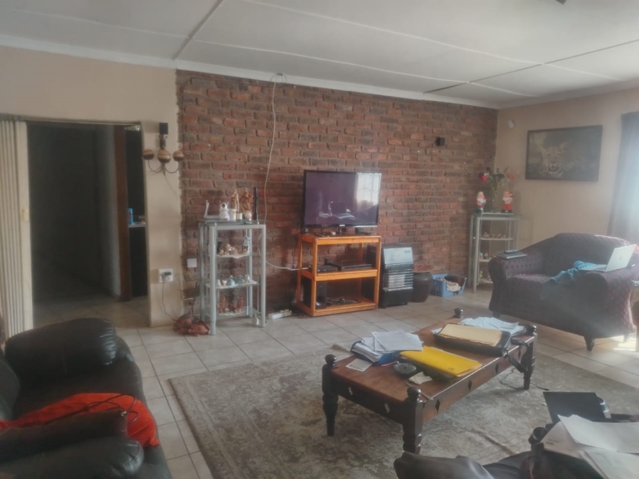 3 Bedroom Property for Sale in Ladybrand Free State